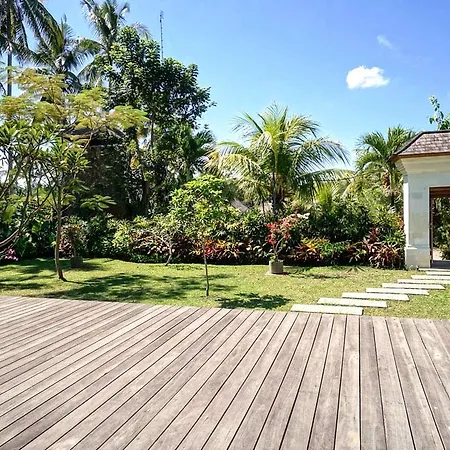 Villa Taman Kanti - 2 Bedroom Private Villa With Swimming Pool