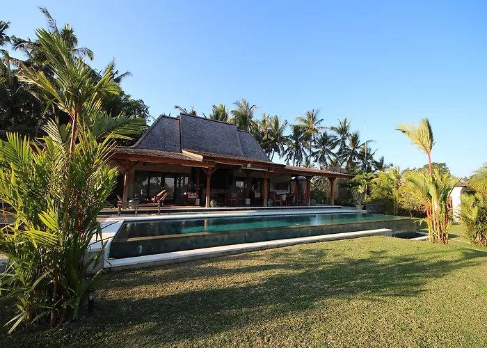 Bed & Breakfast Taman Kanti - 2 Bedroom Private With Swimming Pool 4*