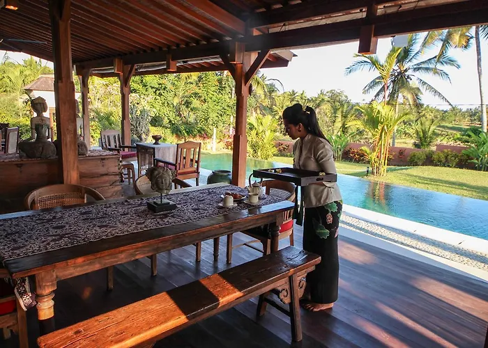 Bed & Breakfast Taman Kanti - 2 Bedroom Private With Swimming Pool 4*