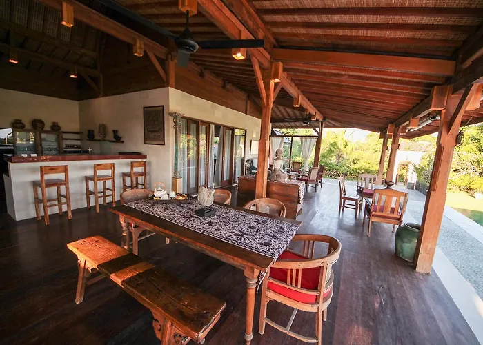 Bed & Breakfast Taman Kanti - 2 Bedroom Private With Swimming Pool 4*